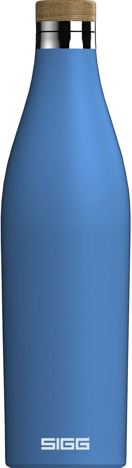 SIGG - Insulated Water Bottle - Meridian Electric Blue - Leakproof & Extra-Slim - BPA Free - Plastic Free - 18\/8 Stainless Steel - Double Walled - Bamboo Screw Top - Blue - 24 Oz